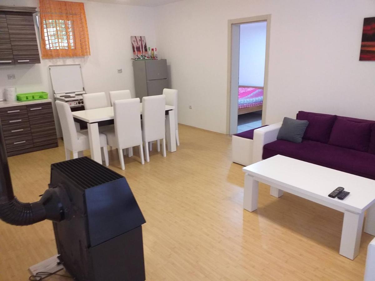 Apartmani Grza Paraćin Zewnętrze zdjęcie