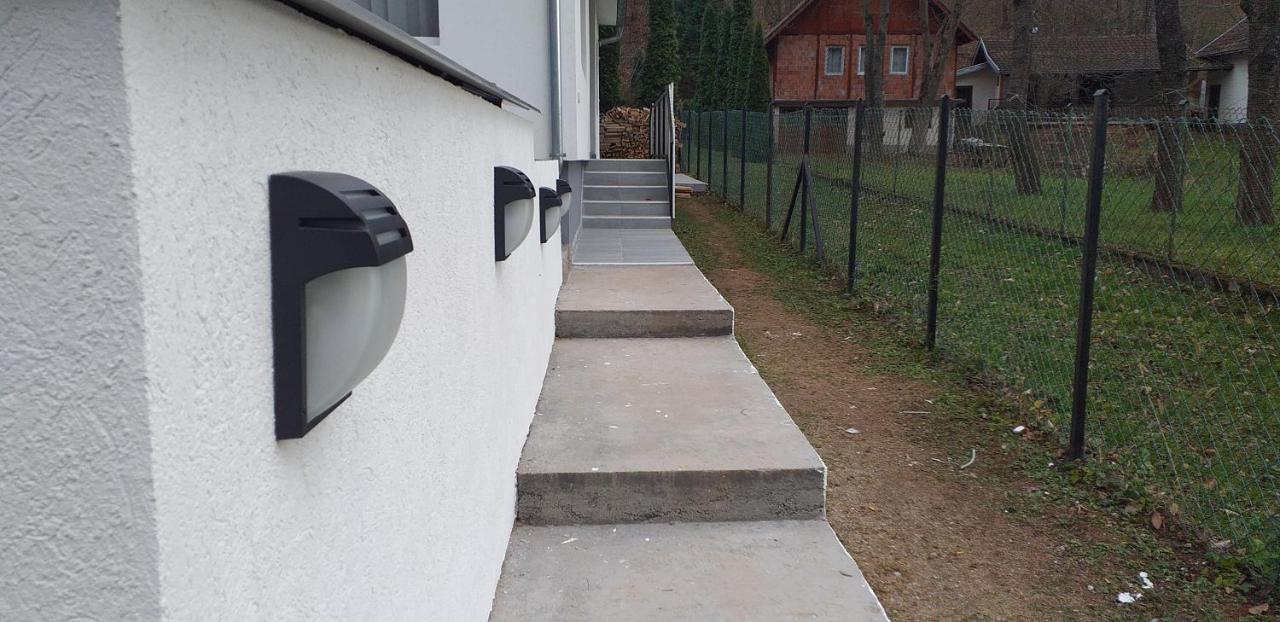 Apartmani Grza Paraćin Zewnętrze zdjęcie