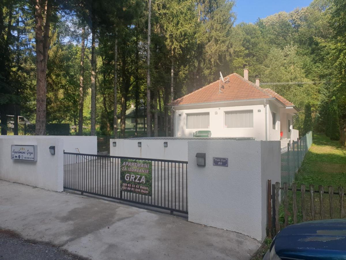 Apartmani Grza Paraćin Zewnętrze zdjęcie