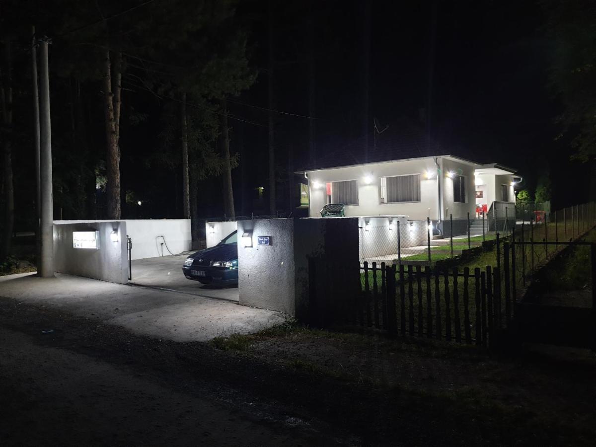 Apartmani Grza Paraćin Zewnętrze zdjęcie